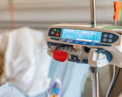 Ventajas y desventajas del método de administración intravenosa por vía rápida (IV push).